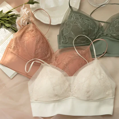 Seamless Bralette with Lace Design - Image 4