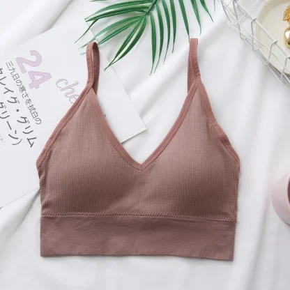 Seamless Bralette with Solid Color Design - Image 14