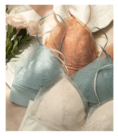 Seamless Bralette with Lace Design - Image 8