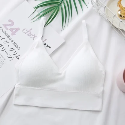 Seamless Bralette with Solid Color Design - Image 13