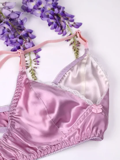 Shiny V-neck Bra without Wire - Image 2