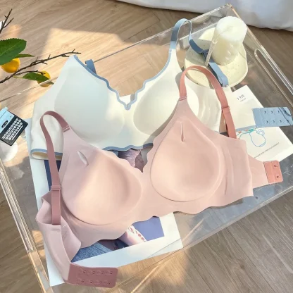 Seamless Bralette with Contrasting Color - Image 7
